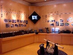 ���h�̗��j�Ɋւ���W��